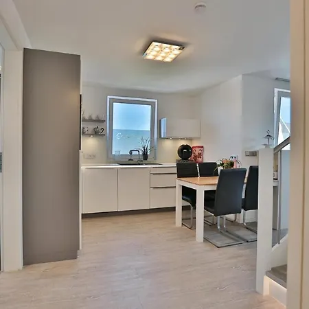 Haus Moewenberg 14 Haus Moewenberg 9 * Scharbeutz